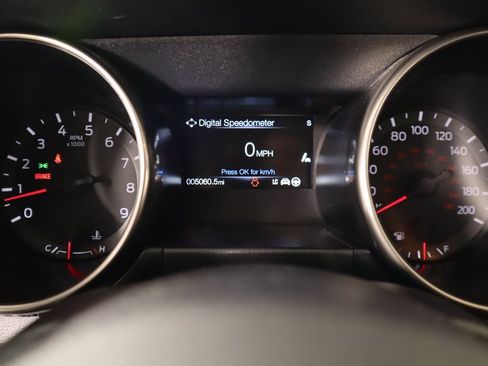 Used 2020 Ford Mustang Shelby GT350 w/ Technology Package image 4