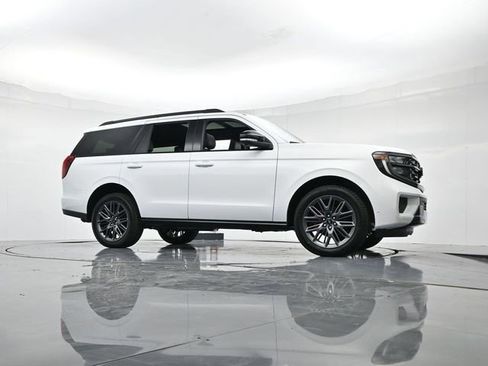 New 2025 Ford Expedition Platinum w/ Stealth Performance Package image 30