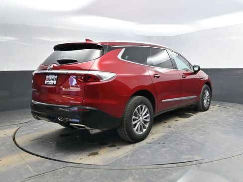 Used 2024 Buick Enclave Premium image 9