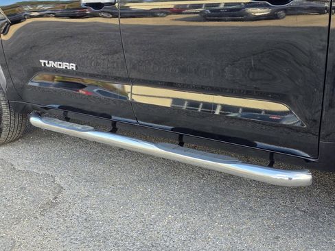 Used 2023 Toyota Tundra Limited image 33