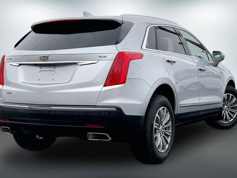 Used 2018 Cadillac XT5 Luxury w/ Driver Awareness Package image 13