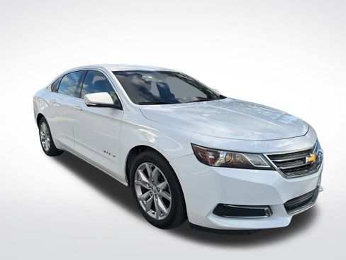 Used 2016 Chevrolet Impala LT image 2