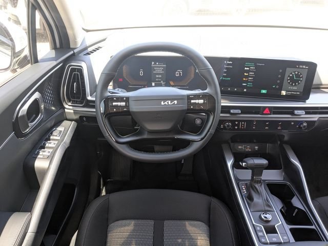 New 2026 Kia Sorento LX FWD image 18