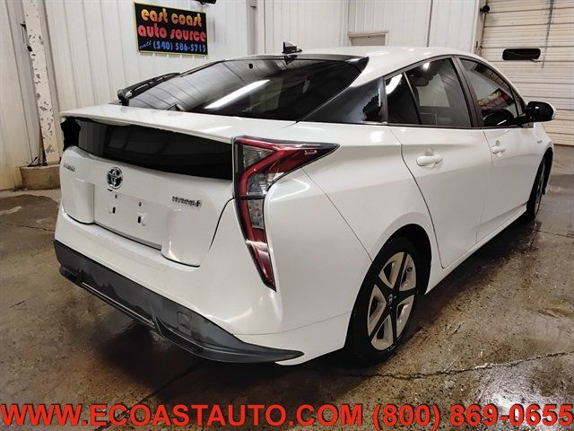 Used 2016 Toyota Prius Four Touring FWD image 6