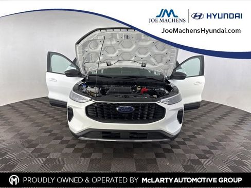 Used 2025 Ford Escape Active image 12