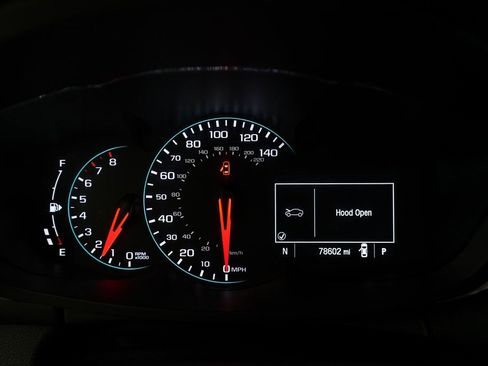 Used 2017 Chevrolet Trax LT w/ Driver Confidence Package image 2