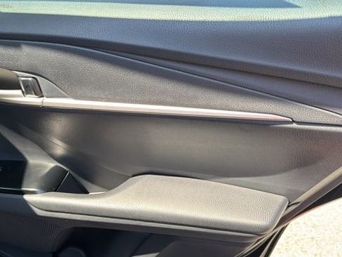 New 2026 Toyota Camry Hybrid FWD image 31