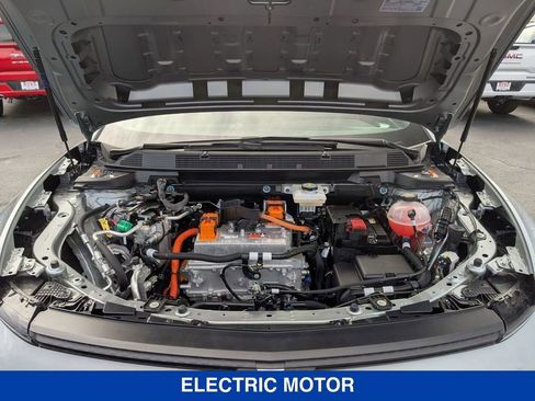 New 2026 Chevrolet Equinox EV LT w/ Comfort Package image 34