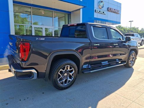 Used 2022 GMC Sierra 1500 SLT w/ SLT Premium Plus Package AWD/4WD image 6