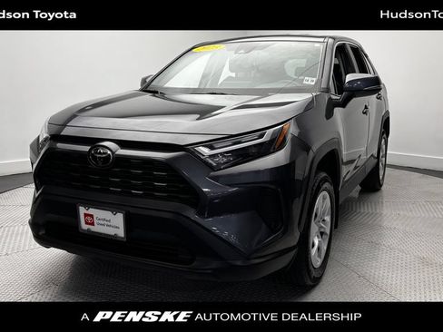 Used 2023 Toyota RAV4 LE AWD/4WD image 1