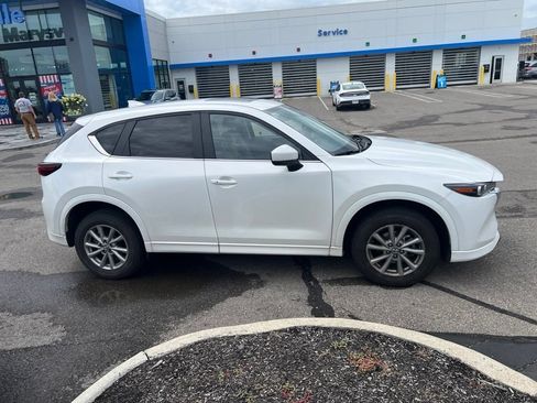 Used 2024 MAZDA CX-5 AWD 2.5 S w/ Preferred Package image 5