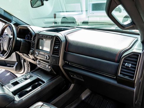 Used 2019 Ford Expedition Limited w/ Equipment Group 303A RWD image 14