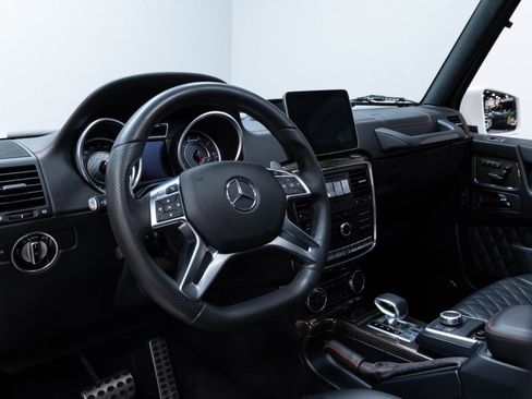 Used 2017 Mercedes-Benz G 63 AMG 4MATIC image 9