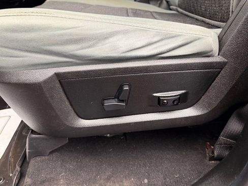 Used 2019 RAM 1500 Big Horn AWD/4WD image 60