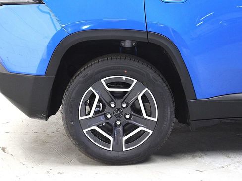 New 2026 Jeep Cherokee Limited AWD/4WD image 37