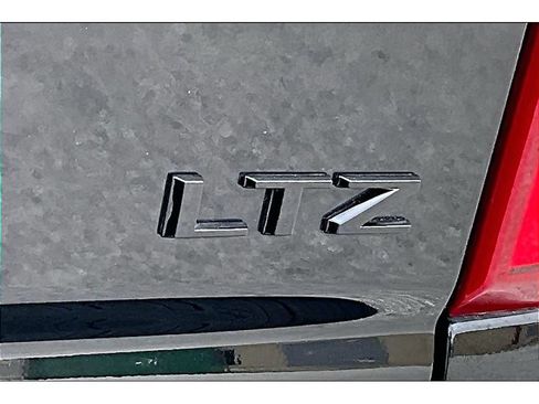 Used 2021 Chevrolet Silverado 2500 LTZ w/ LTZ Plus Package AWD/4WD image 39
