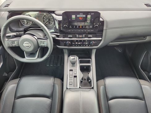 Used 2024 Nissan Pathfinder SL w/ SL Premium Package image 29