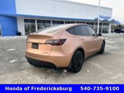 Used 2021 Tesla Model Y Long Range image 4