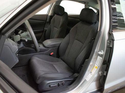 Used 2024 Honda Accord EX image 18