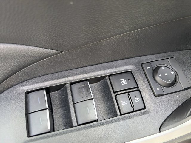 Used 2024 Toyota RAV4 XLE w/ Convenience Package AWD/4WD image 13