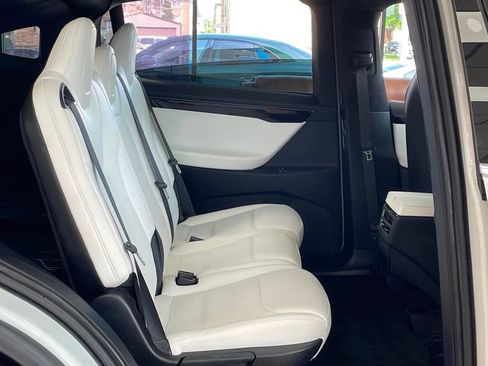 Used 2018 Tesla Model X 75D AWD/4WD image 20