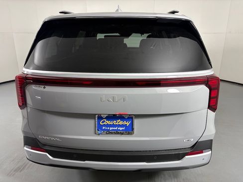 New 2026 Kia Carnival EX FWD image 7