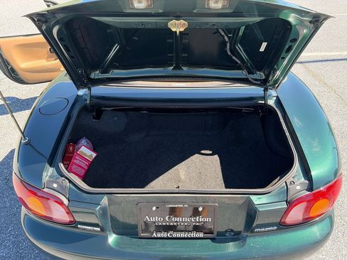 Used 1999 MAZDA MX-5 Miata RWD image 8
