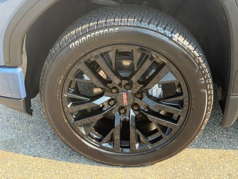 Certified 2025 GMC Sierra 1500 Denali AWD/4WD image 11
