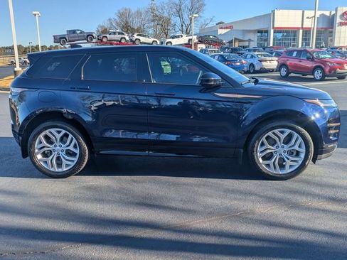 Used 2022 Land Rover Range Rover Evoque R-Dynamic SE image 3