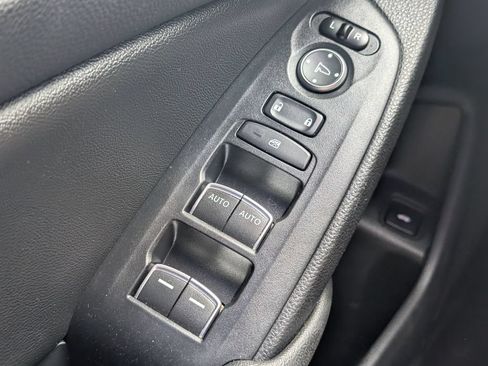 Used 2019 Honda Accord Sport image 11