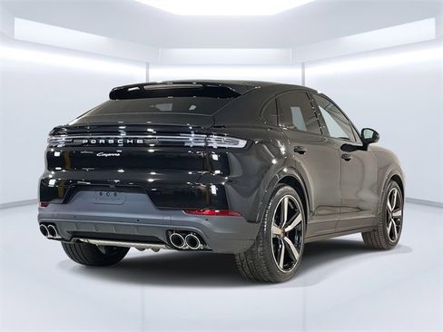 New 2026 Porsche Cayenne Coupe image 6
