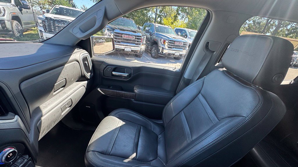 Used 2019 GMC Sierra 1500 Denali w/ Denali Ultimate Package AWD/4WD image 27