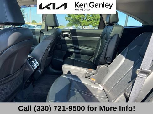 Certified 2024 Kia Sorento X-Line EX AWD/4WD image 11