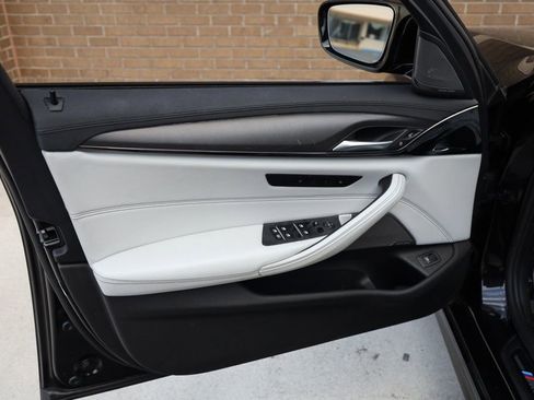 Used 2022 BMW M5 w/ Competition Package image 14