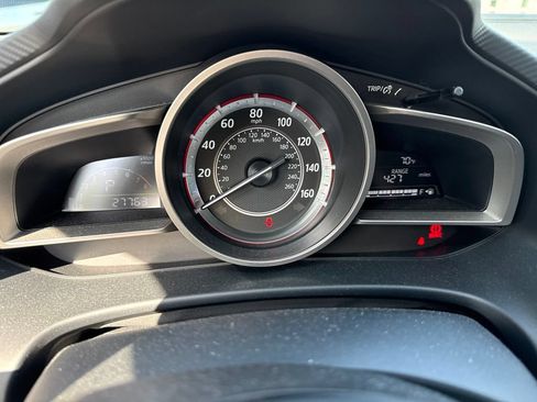 Used 2016 MAZDA MAZDA3 i Sport FWD image 11