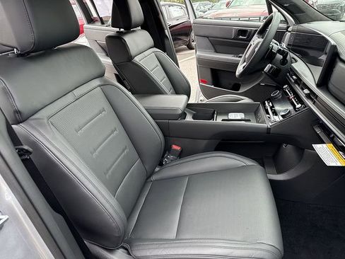 New 2026 Hyundai Santa Fe Calligraphy FWD image 19