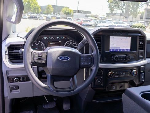 Used 2023 Ford F150 XLT w/ Trailer Tow Package image 16