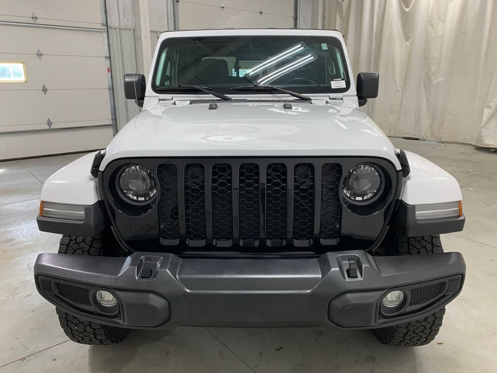 Used 2023 Jeep Gladiator Sport AWD/4WD image 15