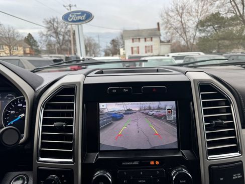 Used 2017 Ford F350 Lariat w/ Lariat Ultimate Package AWD/4WD image 35