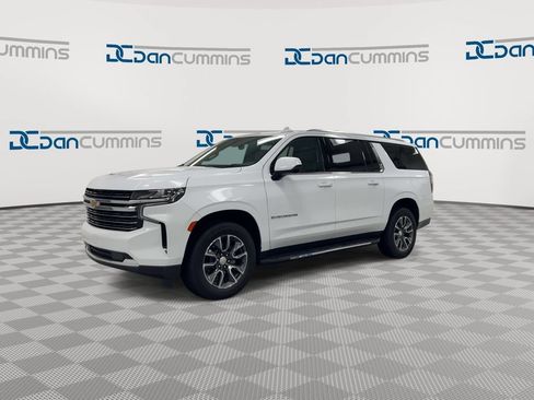 Used 2021 Chevrolet Suburban LT AWD/4WD image 4