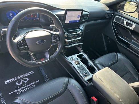 Used 2022 Ford Explorer ST w/ ST Street Pack AWD/4WD image 18