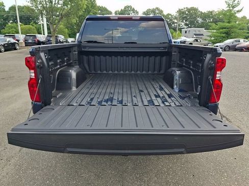 Used 2023 Chevrolet Silverado 1500 LT AWD/4WD image 32