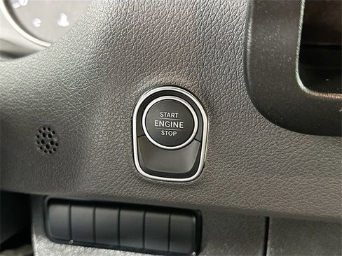 Used 2025 Mercedes-Benz Sprinter 2500 image 20
