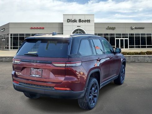 New 2025 Jeep Grand Cherokee Limited image 5