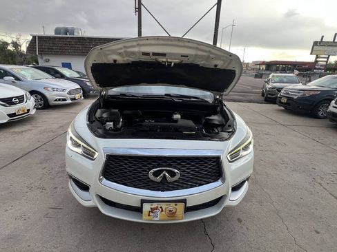 Used 2016 INFINITI QX60 Luxe w/ Premium Plus Package AWD/4WD image 19