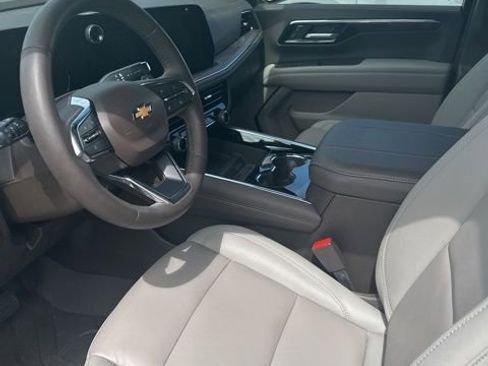 Used 2026 Chevrolet Tahoe LT w/ Comfort Package image 5