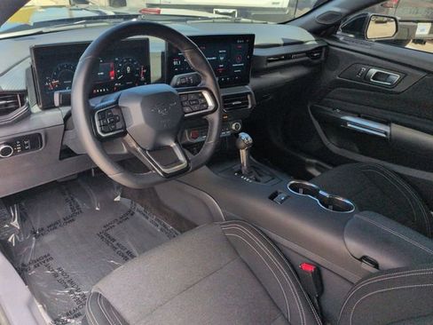 Used 2026 Ford Mustang Coupe RWD image 15
