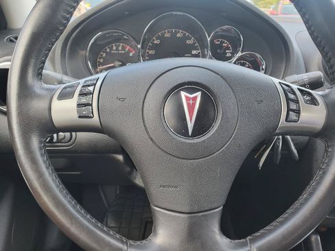 Used 2010 Pontiac G6 Sedan FWD image 17