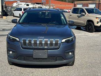 Used 2019 Jeep Cherokee Latitude w/ Cold Weather Group video 2