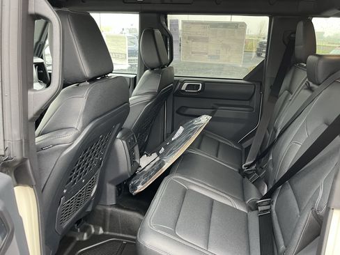 New 2025 Ford Bronco Badlands AWD/4WD image 10